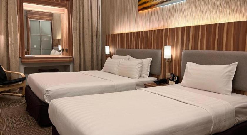 The Landmark Hotel Batu Pahat Exteriör bild