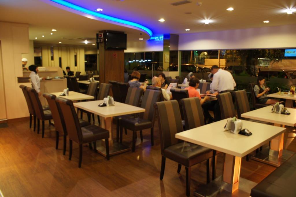 The Landmark Hotel Batu Pahat Exteriör bild