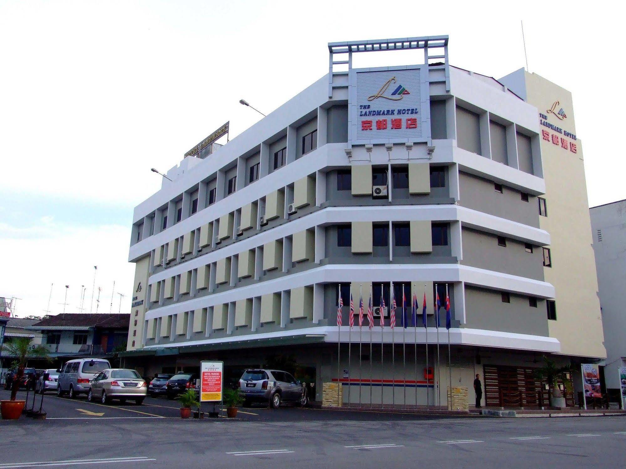 The Landmark Hotel Batu Pahat Exteriör bild